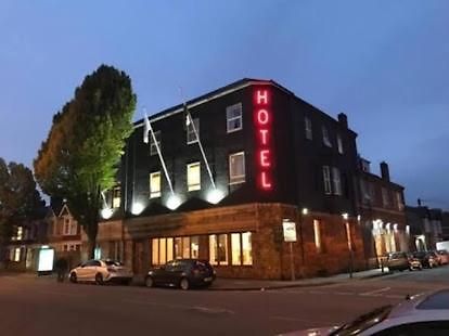 Hotels 24-7 - The Old Victoria Hotel Newport  Extérieur photo