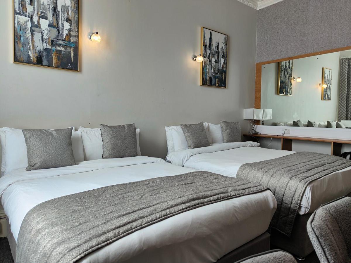 Hotels 24-7 - The Old Victoria Hotel Newport  Extérieur photo